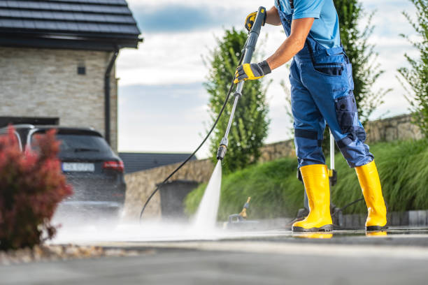 Best Fence Cleaning  in Village Shires, PA
